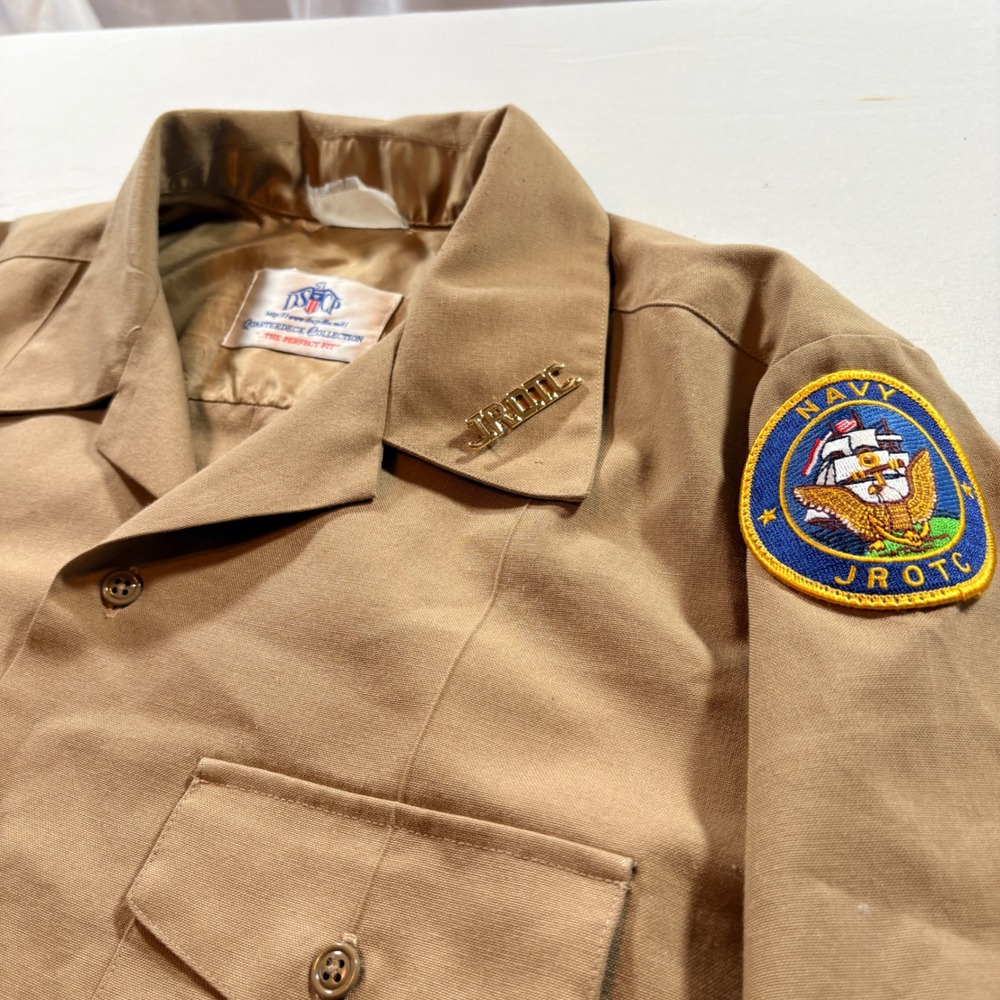 DSCP Navy JROTC Uniform Shirt Mens Large Khaki Short Sleeve Military Issue Patch